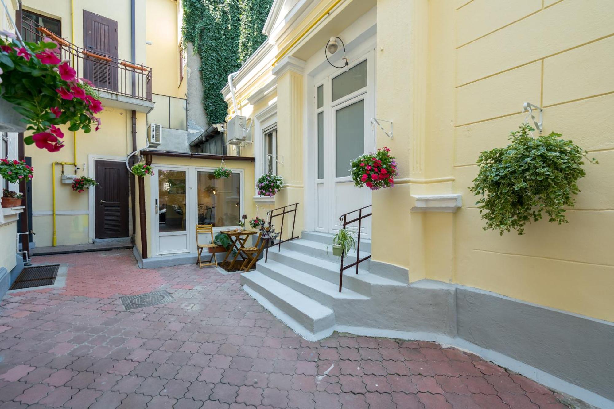 Emil Balaban Luxury Apart-Hotel Bucharest Exterior photo
