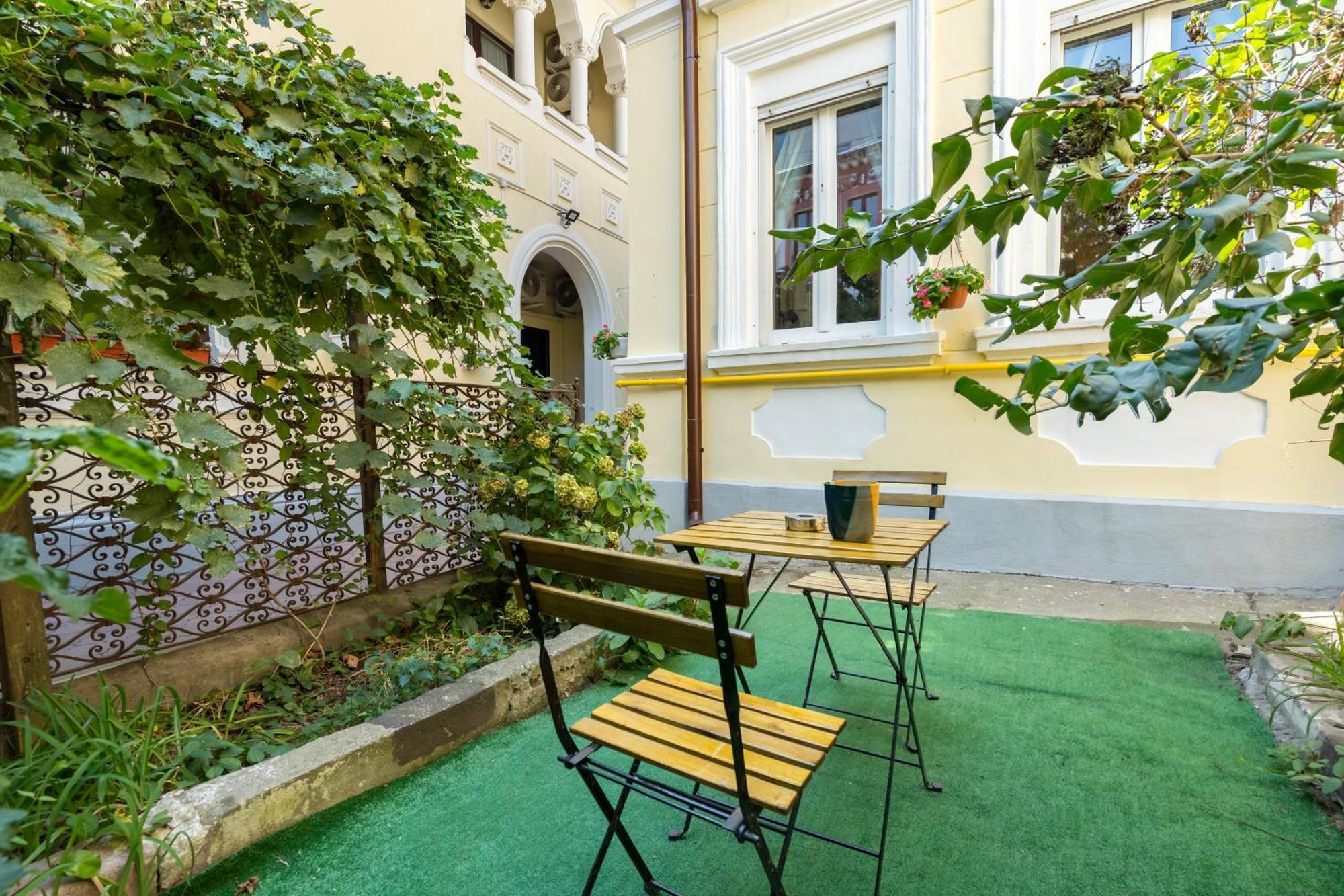 Emil Balaban Luxury Apart-Hotel Bucharest Exterior photo
